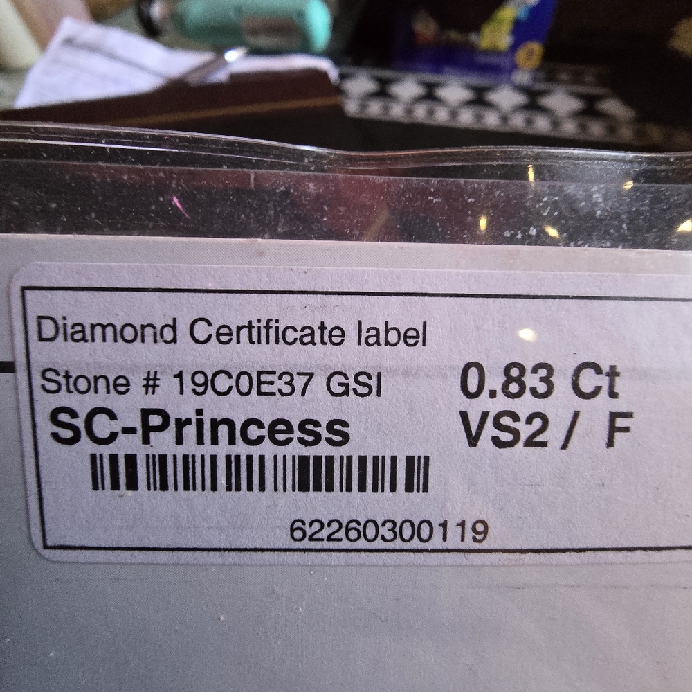 Natural Princess Cut Diamond - Picture 5 of 7